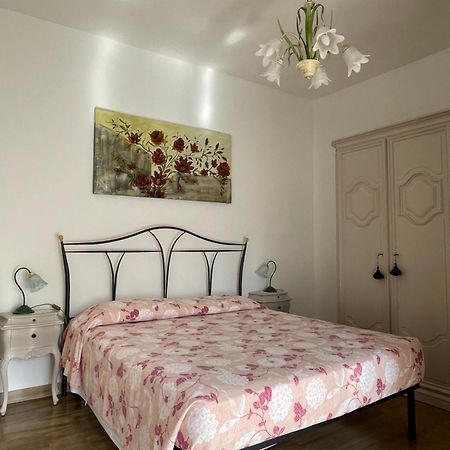 Gli Agrumi Bed and Breakfast Giustenice Buitenkant foto