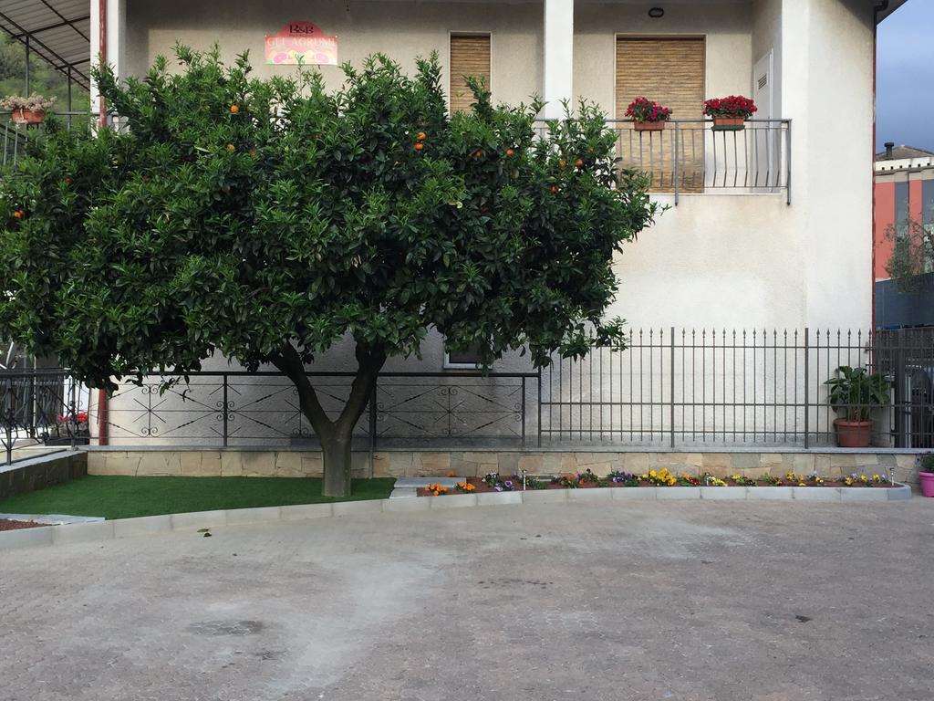 Gli Agrumi Giustenice Buitenkant foto